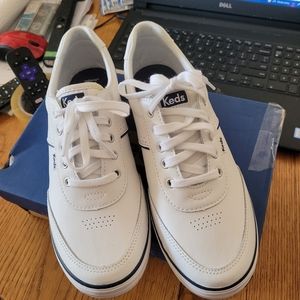 Ladies Sneakers